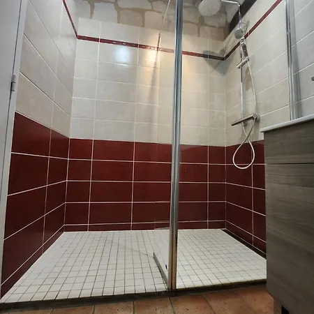 D'hote De Charme Dans Logis Du Xve לינה וארוחת בוקר *