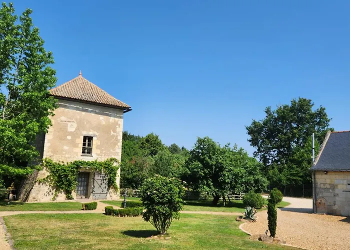 Bed & Breakfast D'hote De Charme Dans Logis Du Xve