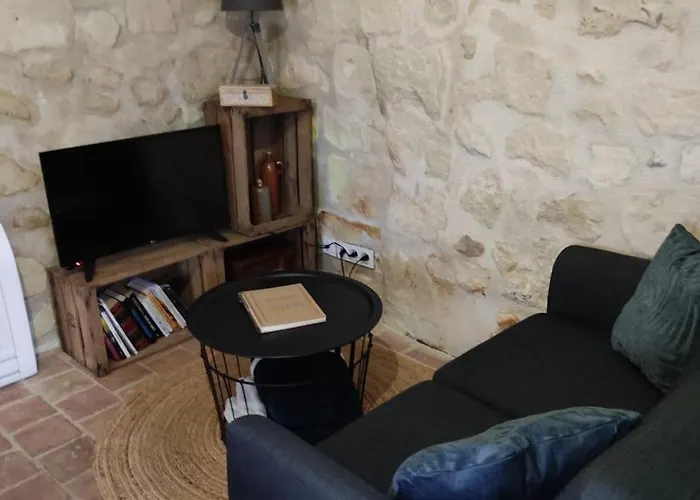 D'hote De Charme Dans Logis Du Xve Longué