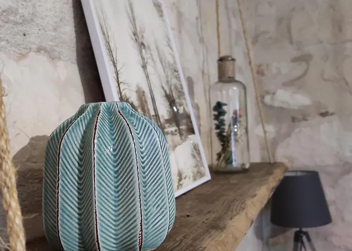 D'hote De Charme Dans Logis Du Xve Longué