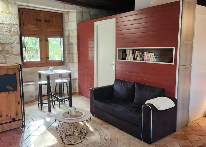 D'hote De Charme Dans Logis Du Xve *